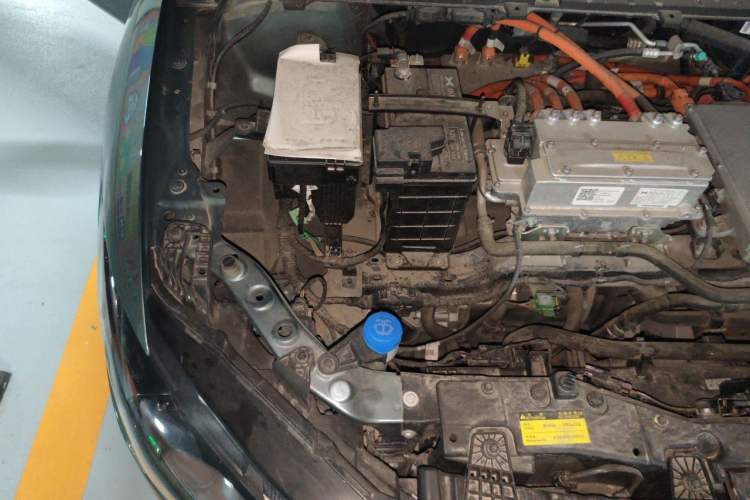 Used XPeng P5 2024 500 Pro Edition Engine Bay Right