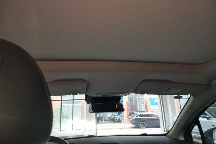 Used XPeng P5 2024 500 Pro Edition Headliner