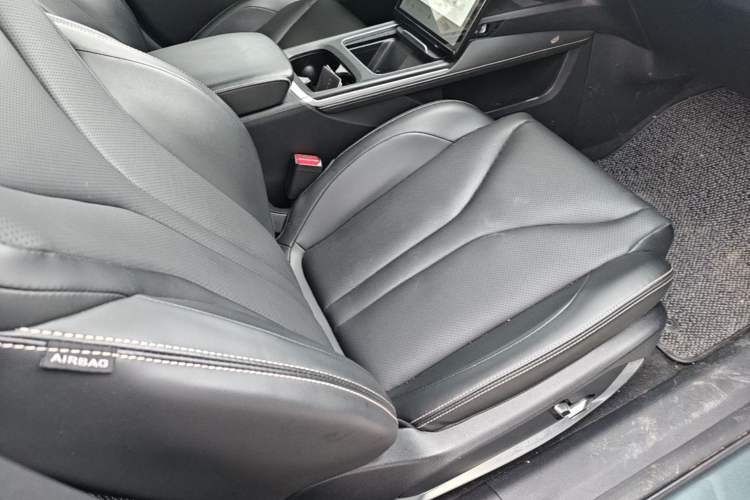Used XPeng P5 2024 500 Pro Edition Right Front Seat