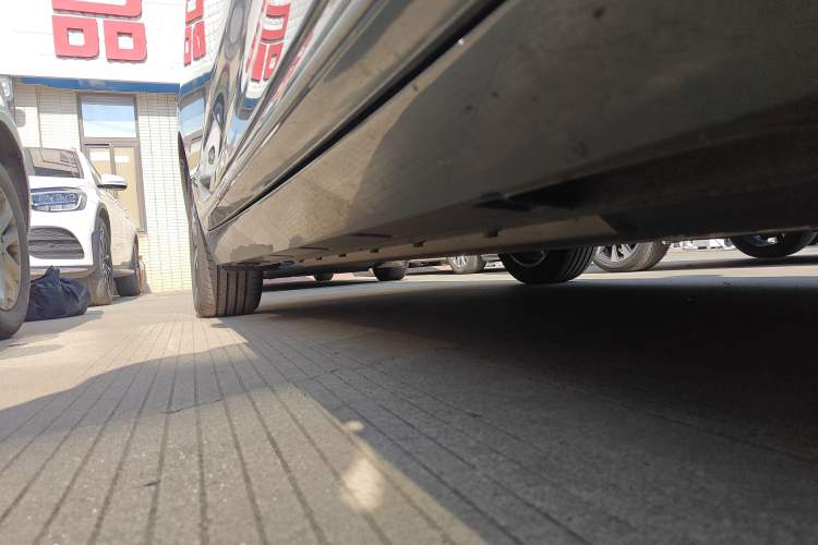 Used XPeng P5 2024 500 Plus Edition Right Side Sill