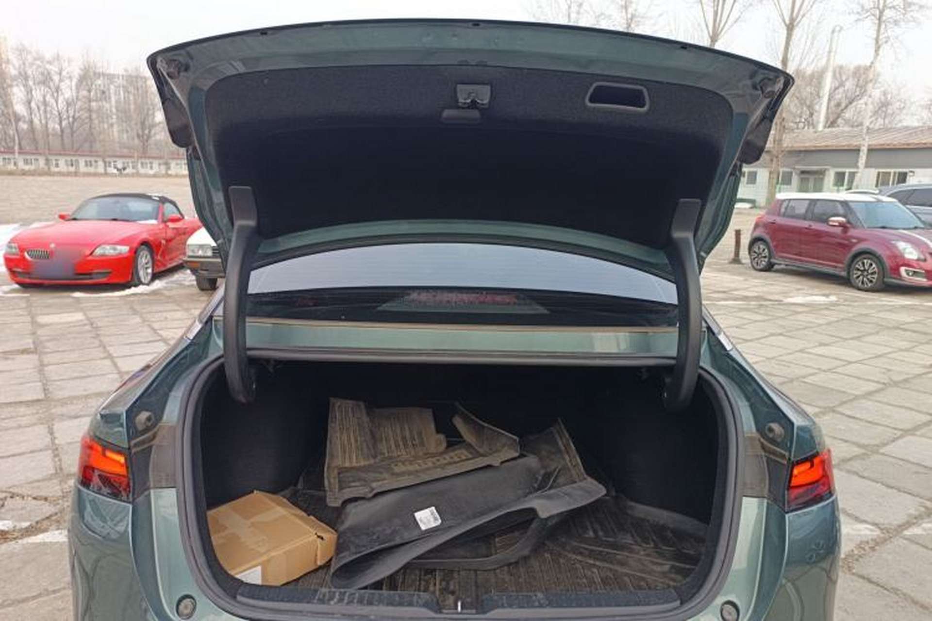 Used XPeng P5 2024 500 Pro Edition Trunk