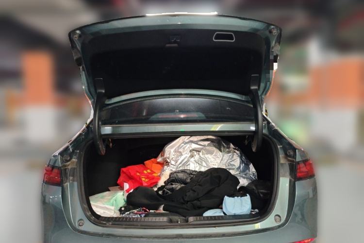 Used XPeng P5 2024 500 Pro Edition Trunk