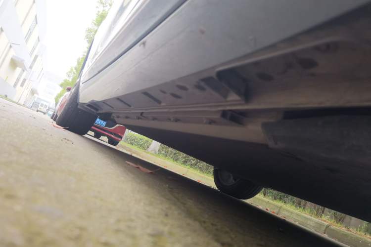 Used XPeng P5 2024 500 Plus Edition Chassis Front Right