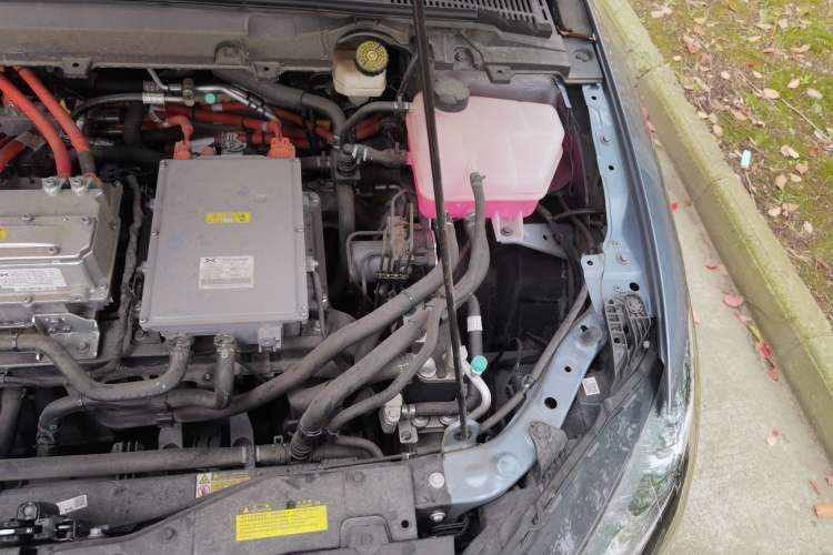 Used XPeng P5 2024 500 Plus Edition Engine Bay Left