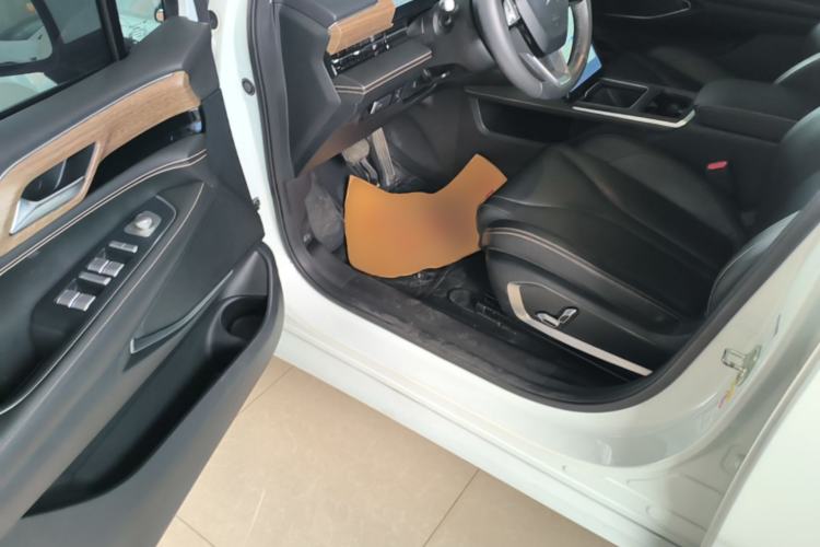Used XPeng P5 2024 500 Pro Edition Driver Seat