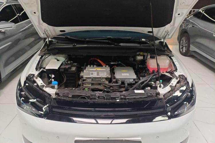 Used XPeng P5 2024 500 Pro Edition Engine Bay