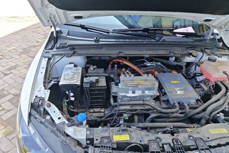 Used XPeng P5 2024 500 Pro Edition Engine Bay Right