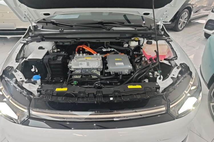 Used XPeng P5 2024 500 Pro Edition Engine Bay