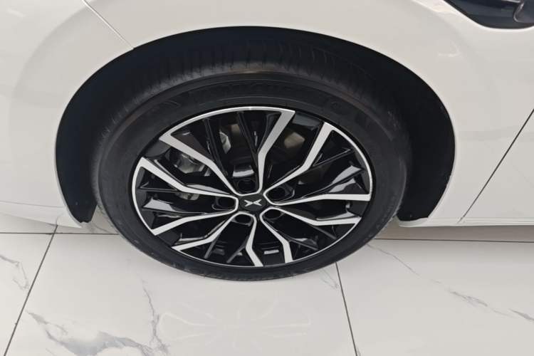 Used XPeng P5 2024 500 Pro Edition Exterior 4
