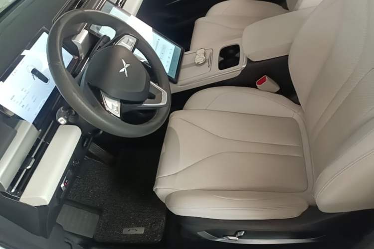 Used XPeng P5 2024 500 Smart Drive Edition Left Front Seat