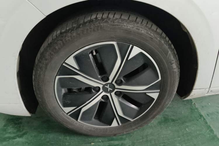 Used XPeng P5 2024 500 Pro Edition Left Front Wheel Hub