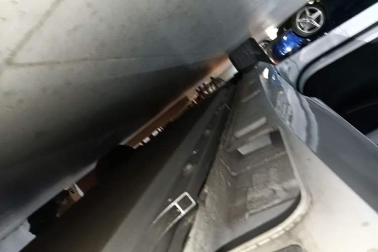 Used XPeng P5 2024 500 Pro Edition Left Side Sill