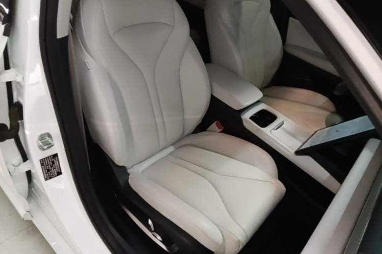 Used XPeng P5 2024 500 Pro Edition Right Front Seat