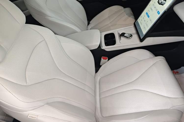 Used XPeng P5 2024 500 Pro Edition Right Front Seat