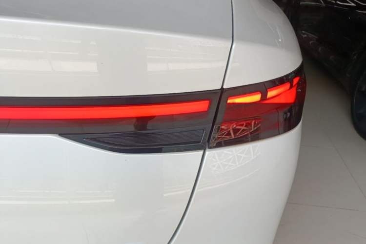 Used XPeng P5 2024 500 Smart Drive Edition Right Rear Taillight