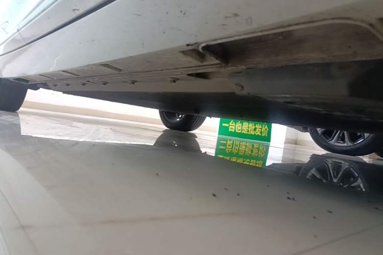 Used XPeng P5 2024 500 Smart Drive Edition Right Side Sill