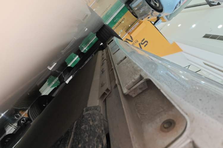 Used XPeng P5 2024 500 Plus Edition Right Side Sill