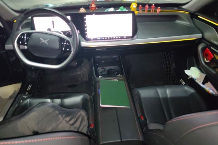 Used XPeng P7 2020 670N Center Console