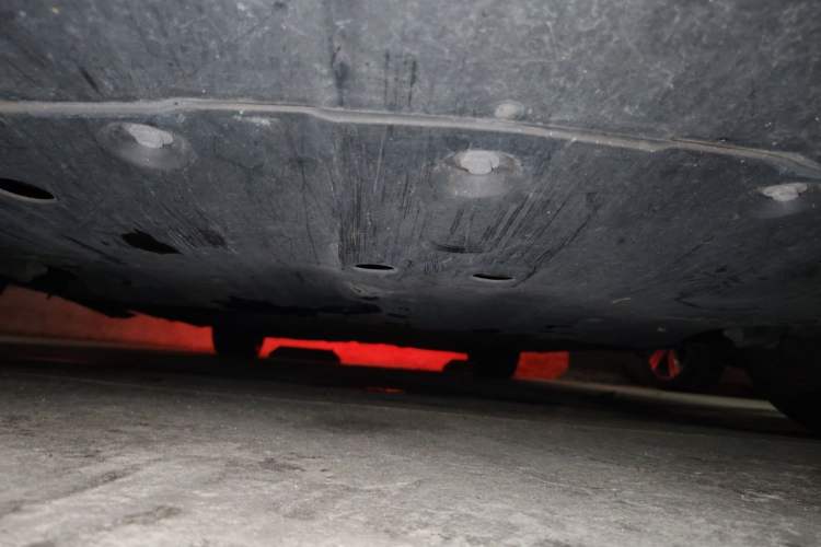 Used XPeng P7 2020 670N Chassis Front