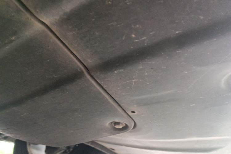Used XPeng P7 2020 670E Chassis Front Right