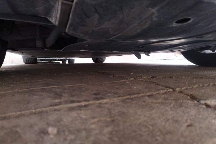 Used XPeng P7 2020 706G Chassis Front Right
