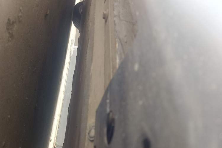 Used XPeng P7 2020 706G Chassis Front Right