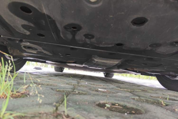 Used XPeng P7 2020 670N Chassis Rear