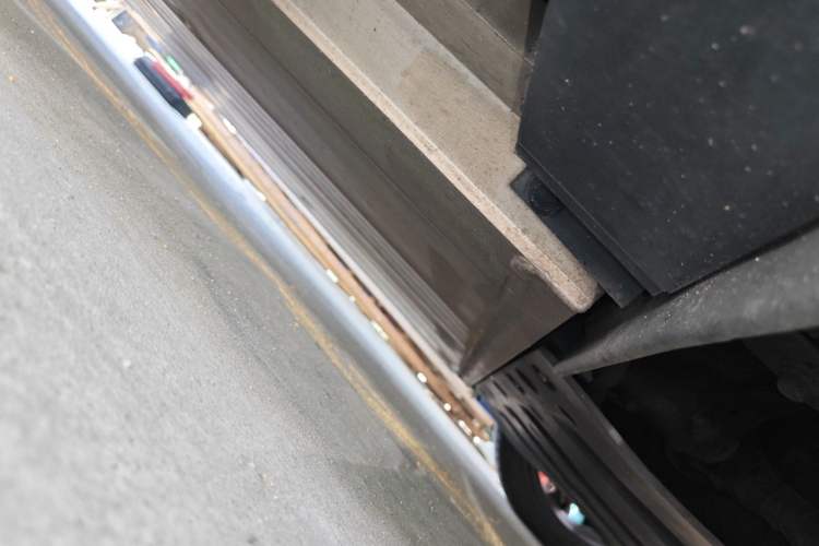 Used XPeng P7 2020 586E Chassis Rear Left