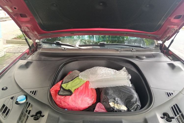 Used XPeng P7 2020 670E Engine Bay