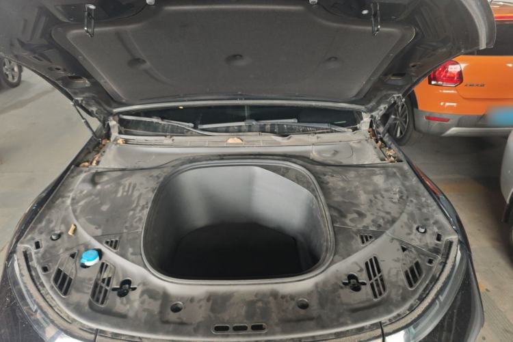 Used XPeng P7 2020 Rear-Drive Long-Range Smart Drive Version Engine Bay