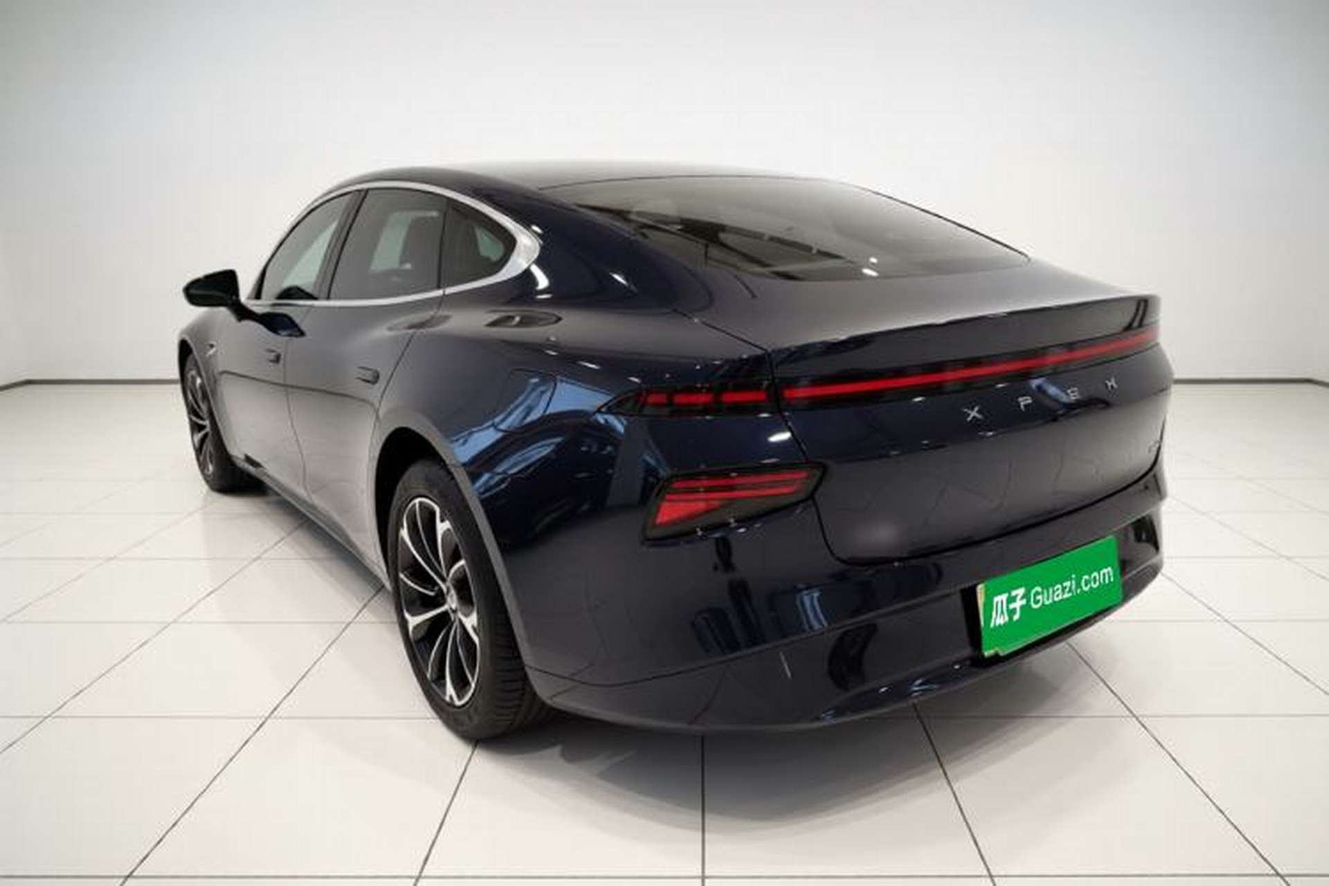 Used XPeng P7 2020 Rear-Drive Long-Range Smart Drive Version Exterior 2