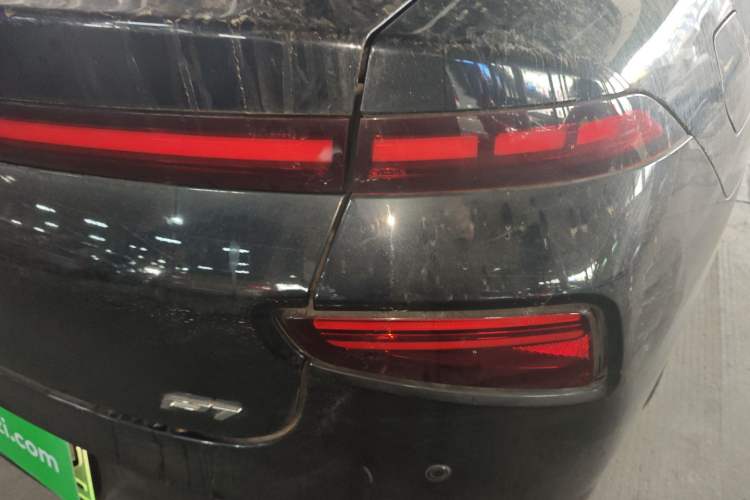 Used XPeng P7 2020 Rear-Drive Long-Range Smart Drive Version Exterior 3