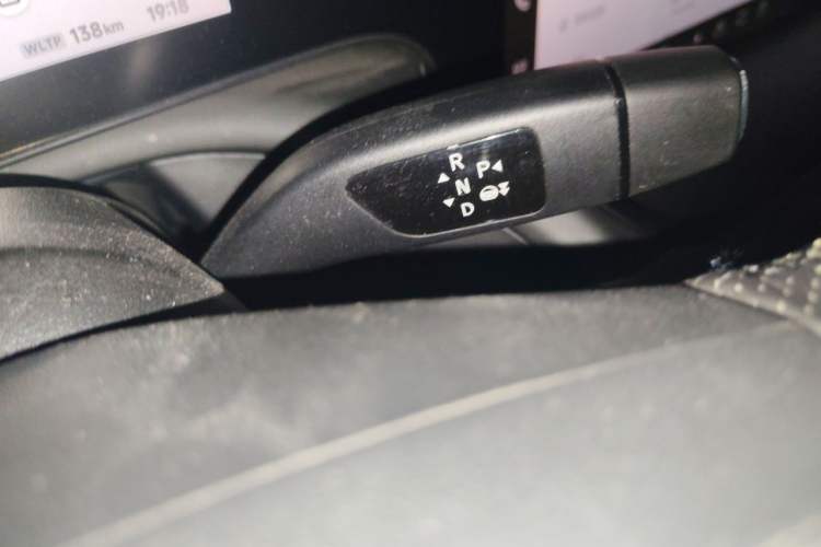 Used XPeng P7 2020 670E Gear Lever