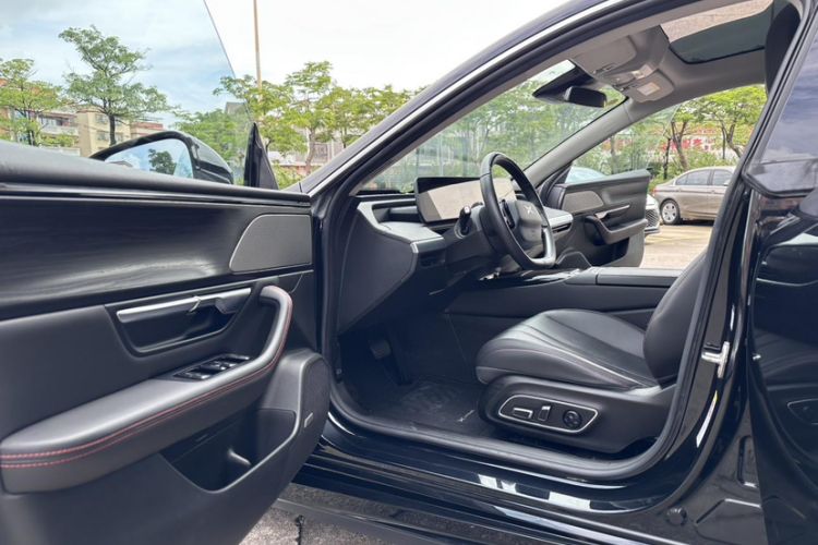 Used XPeng P7 2020 586N Interior 12