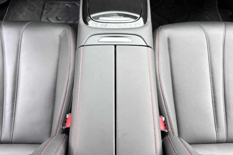 Used XPeng P7 2020 586N Interior 2