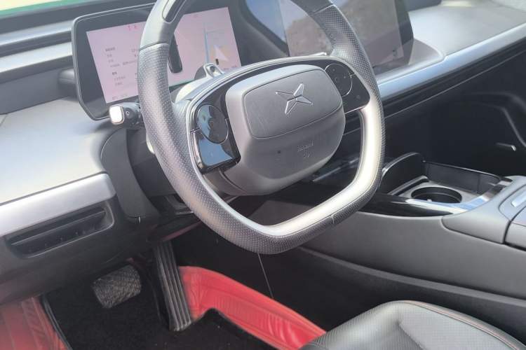 Used XPeng P7 2020 586N Interior 5