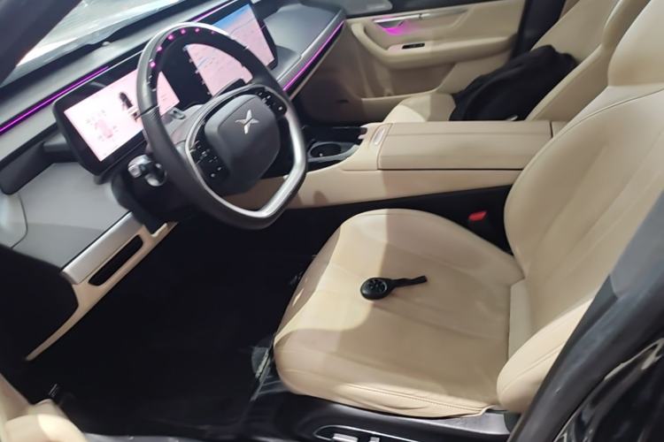 Used XPeng P7 2020 670E Left Front Seat