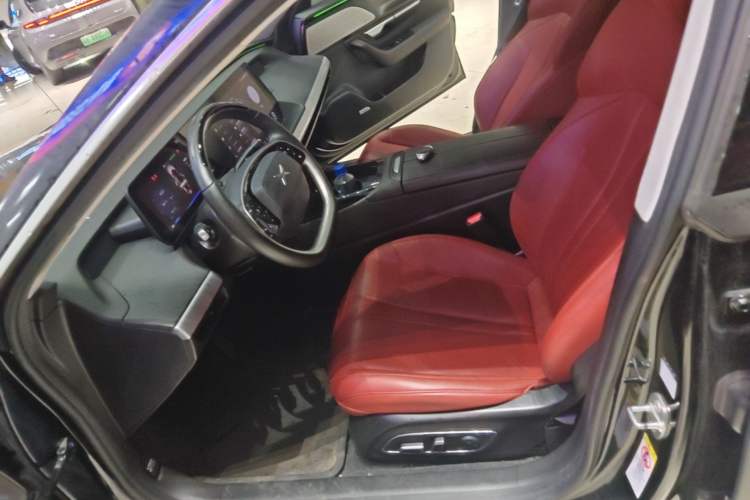 Used XPeng P7 2020 670E Left Front Seat