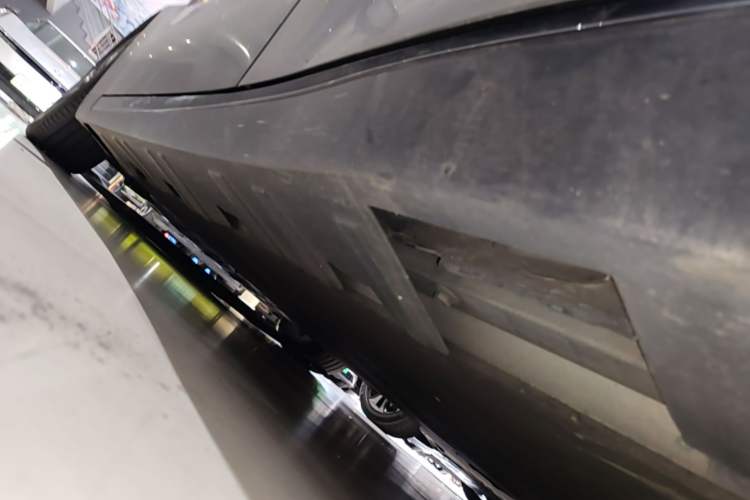 Used XPeng P7 2020 670E Left Side Sill