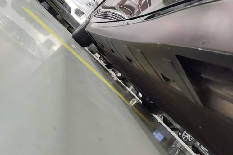 Used XPeng P7 2020 670E Left Side Sill