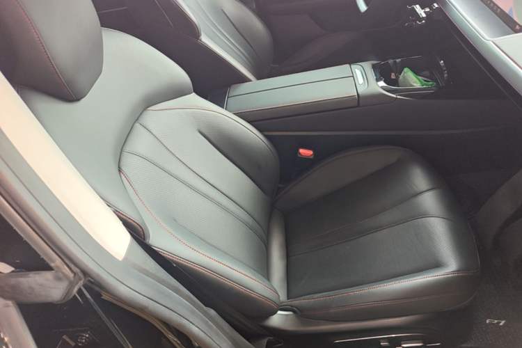 Used XPeng P7 2020 670N Right Front Seat