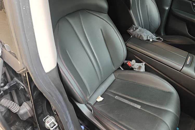 Used XPeng P7 2020 670E Right Front Seat
