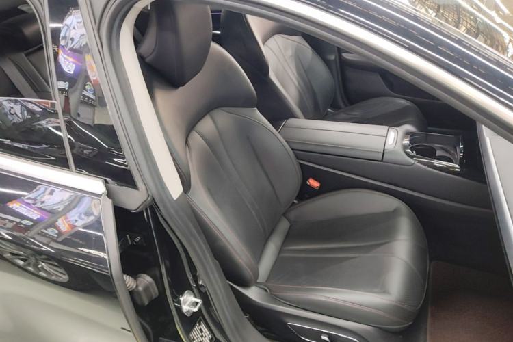 Used XPeng P7 2020 670E Right Front Seat