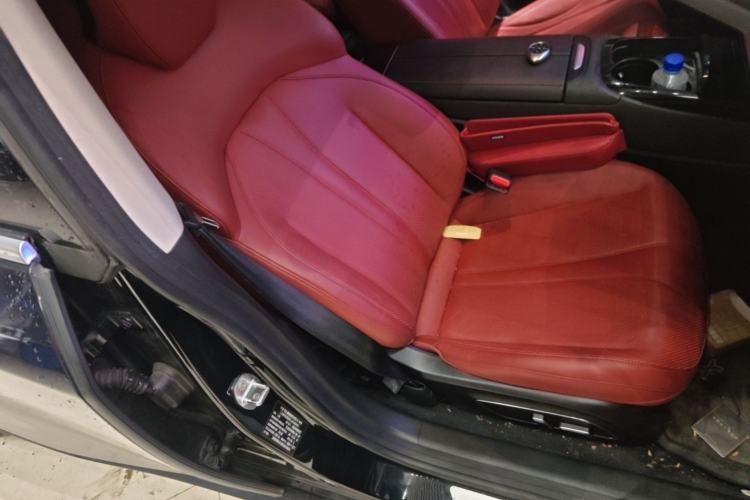 Used XPeng P7 2020 670E Right Front Seat