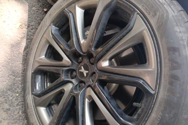 Used XPeng P7 2020 670E Right Front Wheel Hub