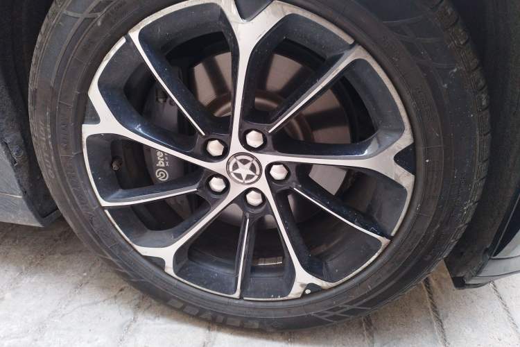 Used XPeng P7 2020 706G Right Front Wheel Hub