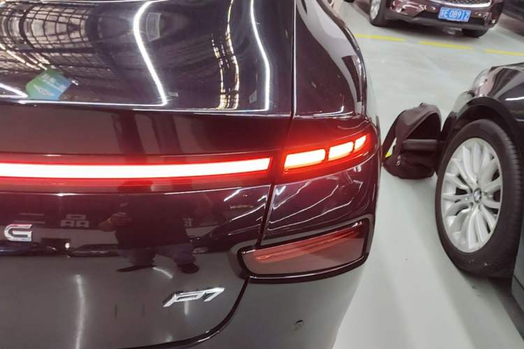 Used XPeng P7 2020 670E Right Rear Taillight