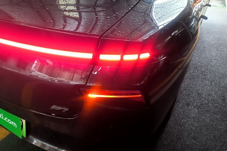 Used XPeng P7 2020 670E Right Rear Taillight