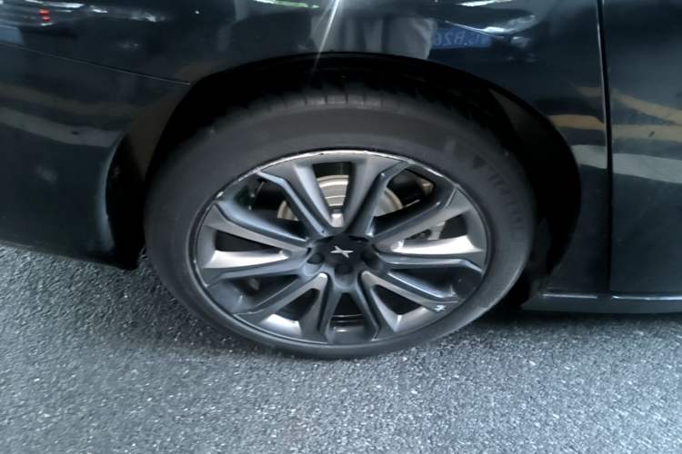 Used XPeng P7 2020 670E Right Rear Wheel Hub