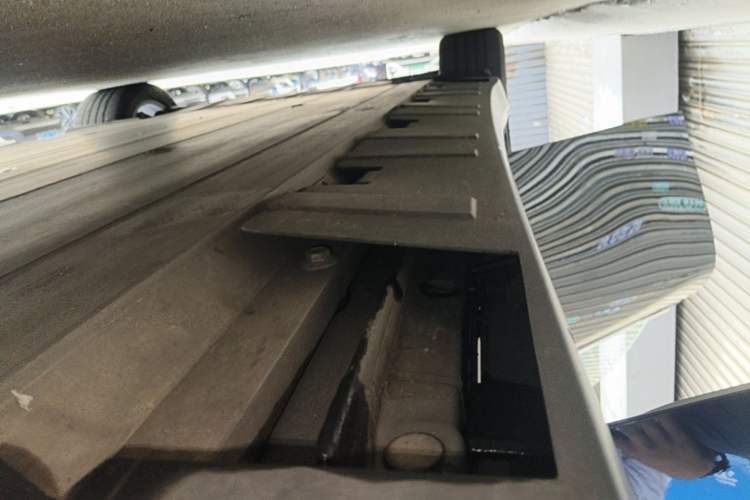 Used XPeng P7 2020 Rear-Drive Long-Range Smart Drive Version Right Side Sill